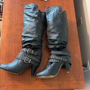 Very Volatile Black Slouch Knee-High Heeled Boots Size 8 Buckle Stud Detail